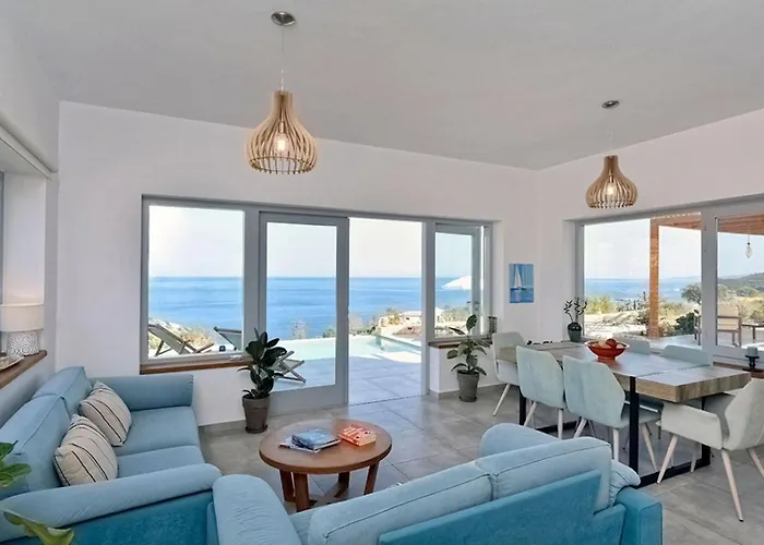 Avgi Villa *